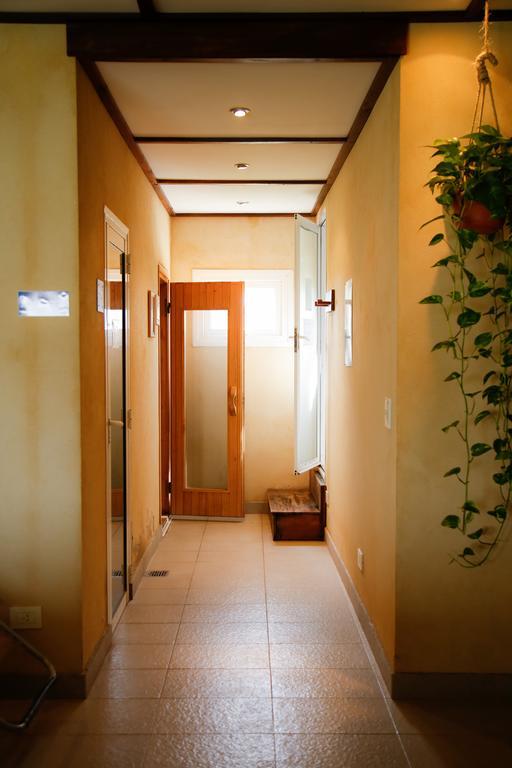 Hotel Howard Johnson Trenque Lauquen Eksteriør bilde